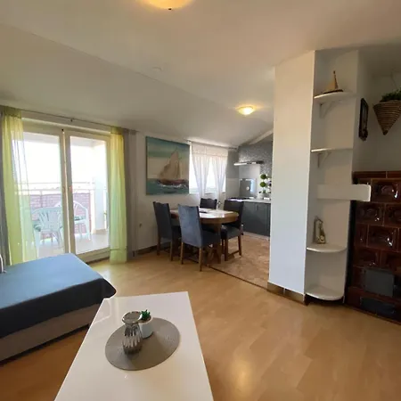 Nicole 아파트 자다르