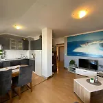 Nicole Apartment *